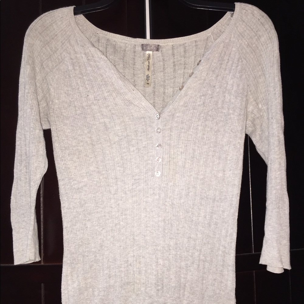 Aeropostale tight grey cotton shirt